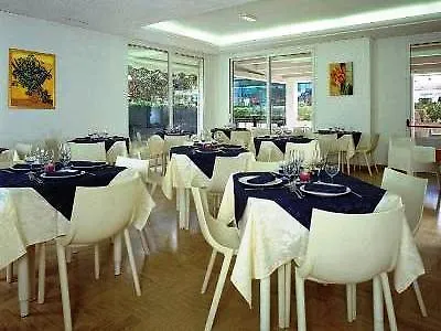 Hotel Felsinea Ρίμινι