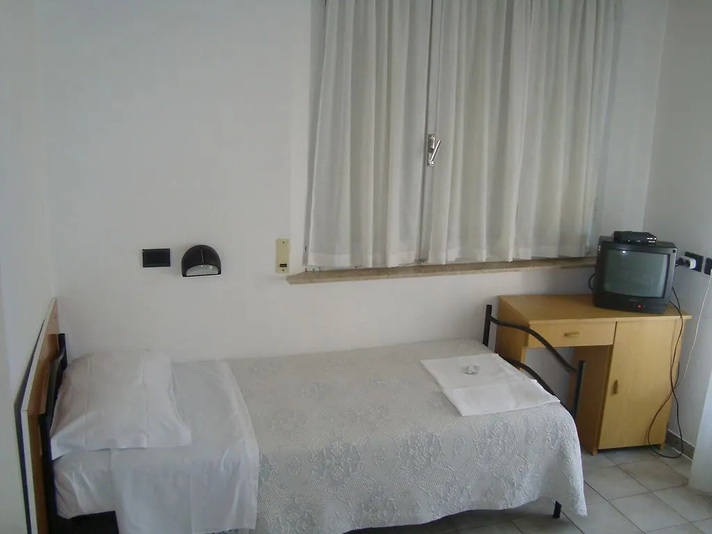 Hotel Felsinea Rimini 3*,